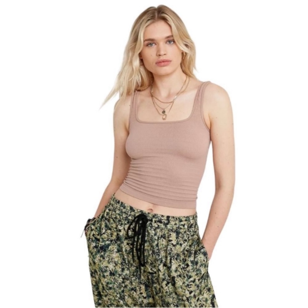 Free People intimately square one seamless cami NWOT